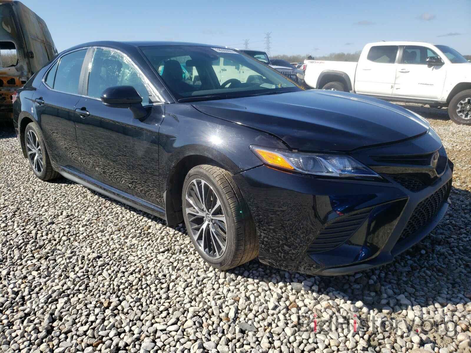 Photo 4T1G11AKXLU863608 - TOYOTA CAMRY 2020