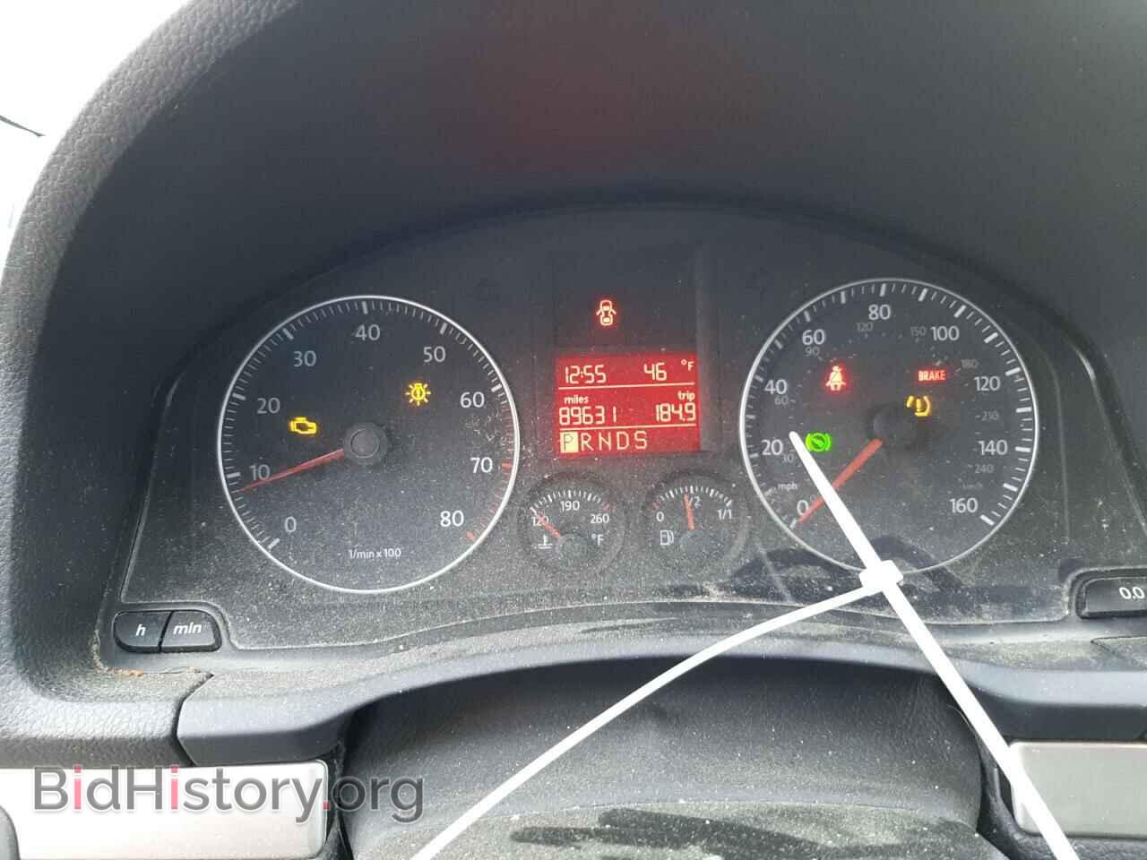 2008 VOLKSWAGEN RABBIT - VIN: WVWDA71K28W085830 - Photo 9