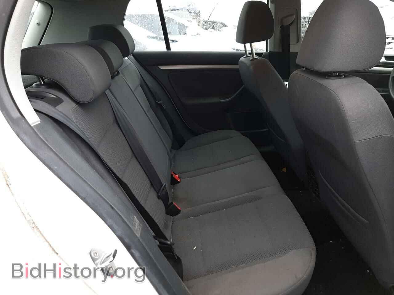 2008 VOLKSWAGEN RABBIT - VIN: WVWDA71K28W085830 - Photo 10