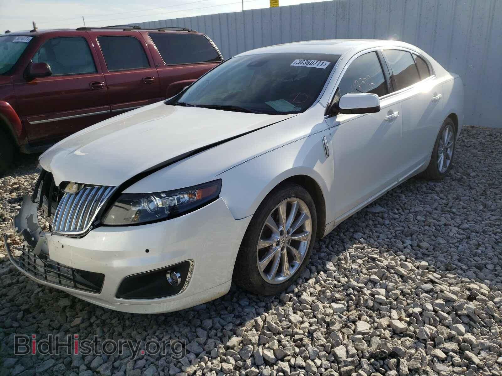 2011 LINCOLN MKS - VIN: 1LNHL9FT0BG602211 - Фото 2