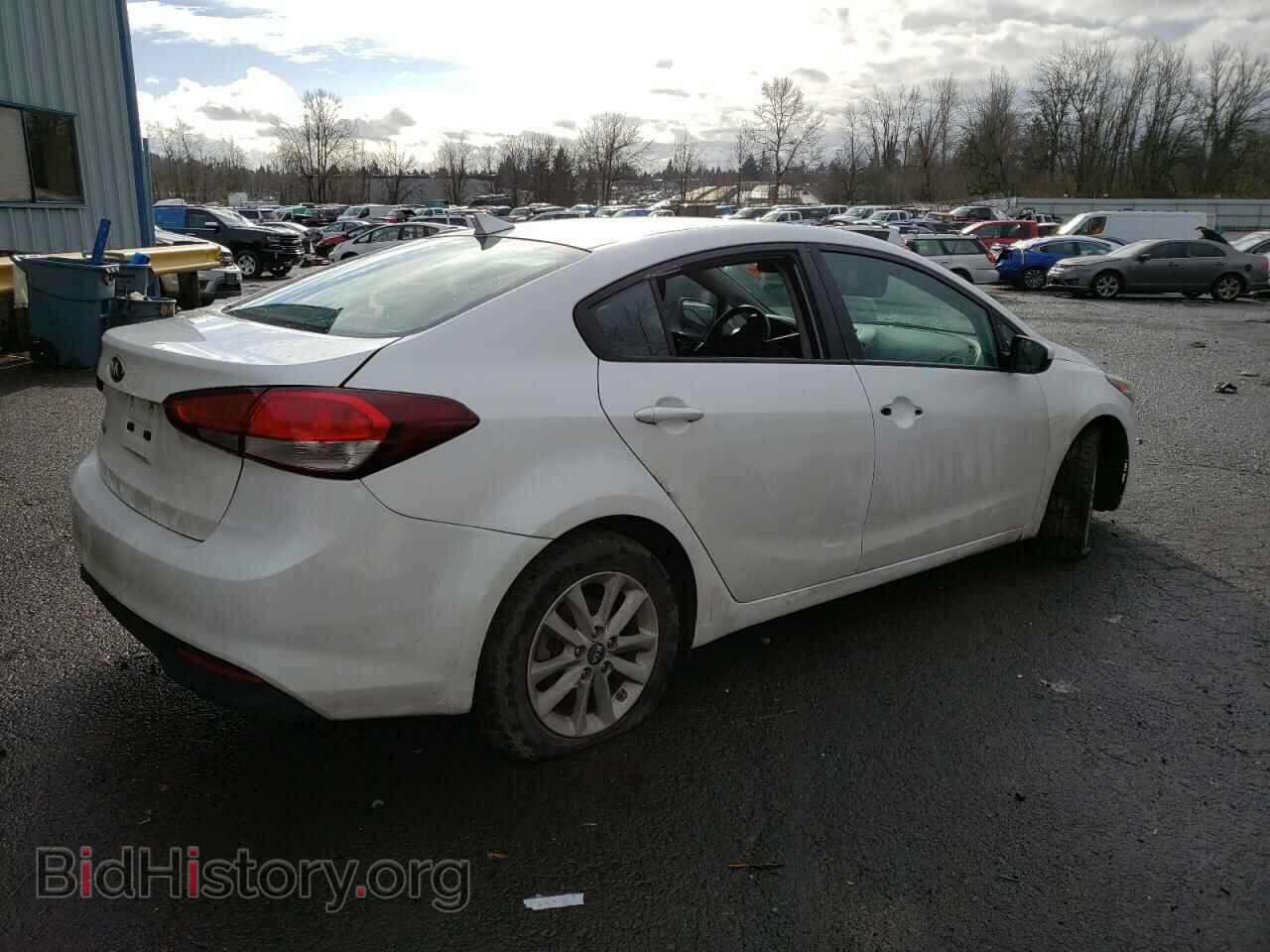 2017 KIA FORTE - VIN: 3KPFL4A75HE008537 - Фото 3