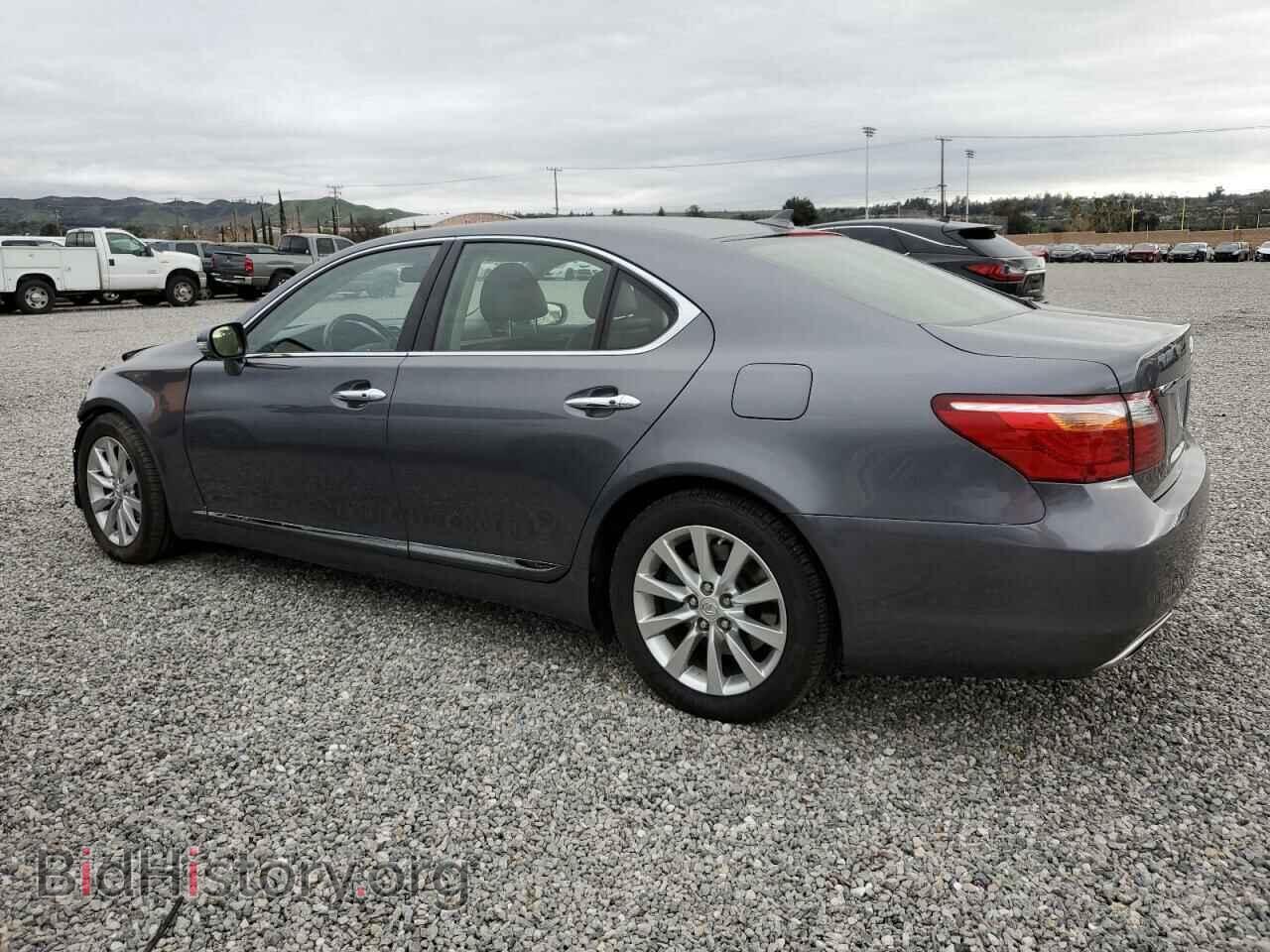 2012 LEXUS LS460 - VIN: JTHCL5EFXC5015321 - Photo 2