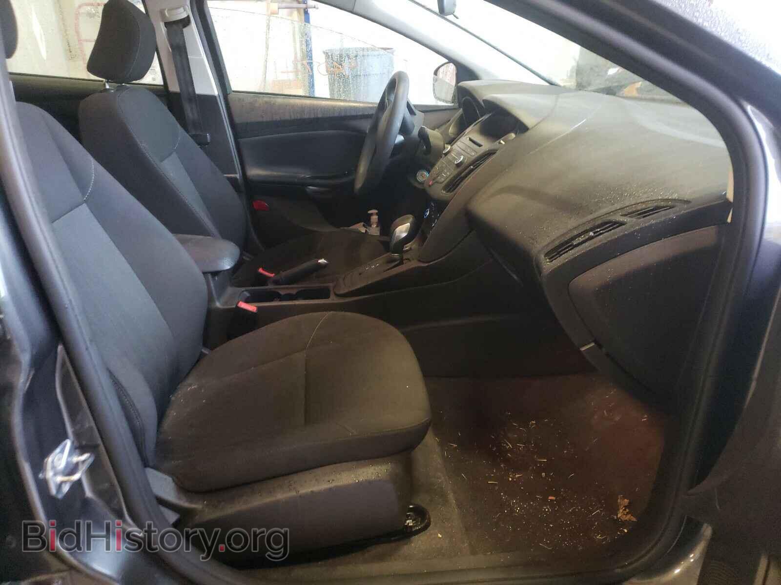 2017 FORD FOCUS - VIN: 1FADP3F22HL309346 - Photo 5