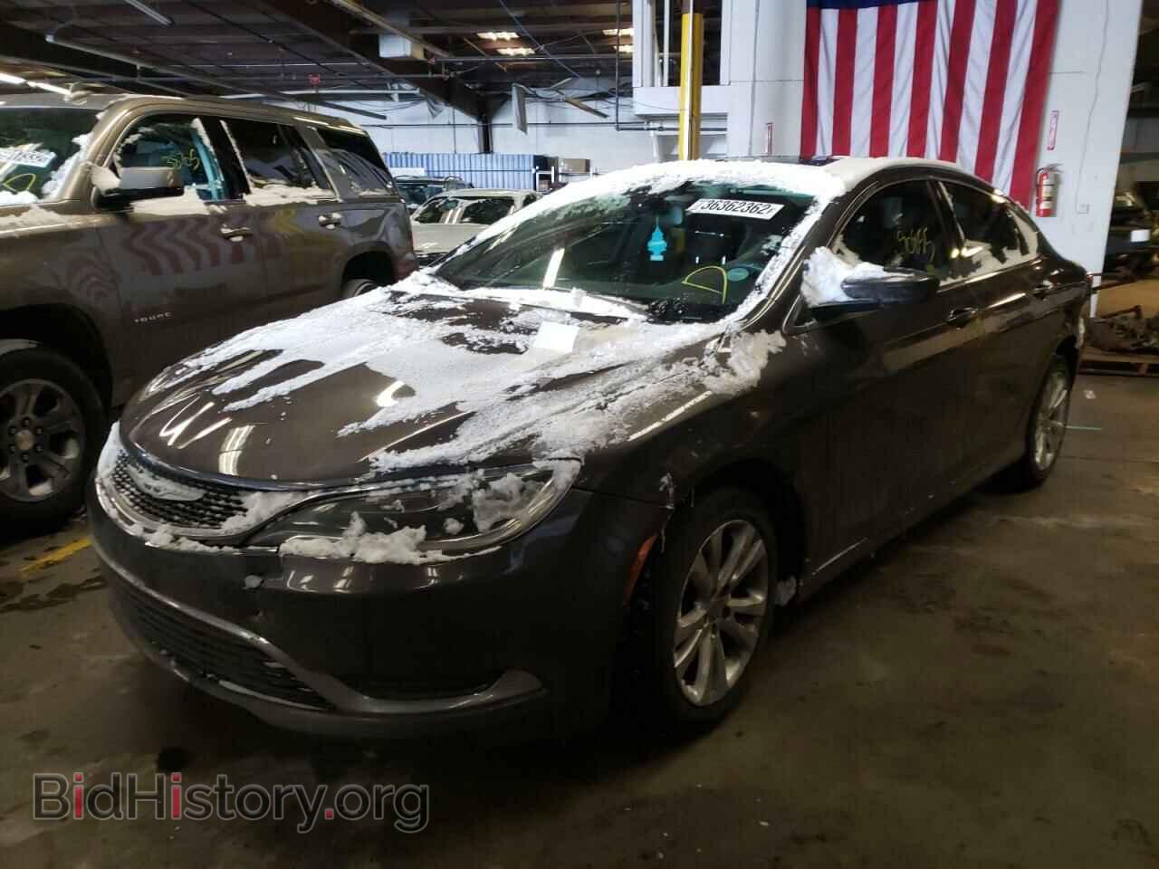 2015 CHRYSLER 200 - VIN: 1C3CCCAB5FN576317 - Фото 2