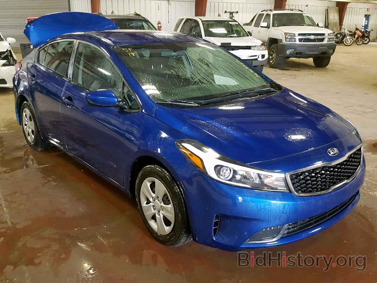 Photo 3KPFK4A73JE184589 - KIA FORTE LX 2018