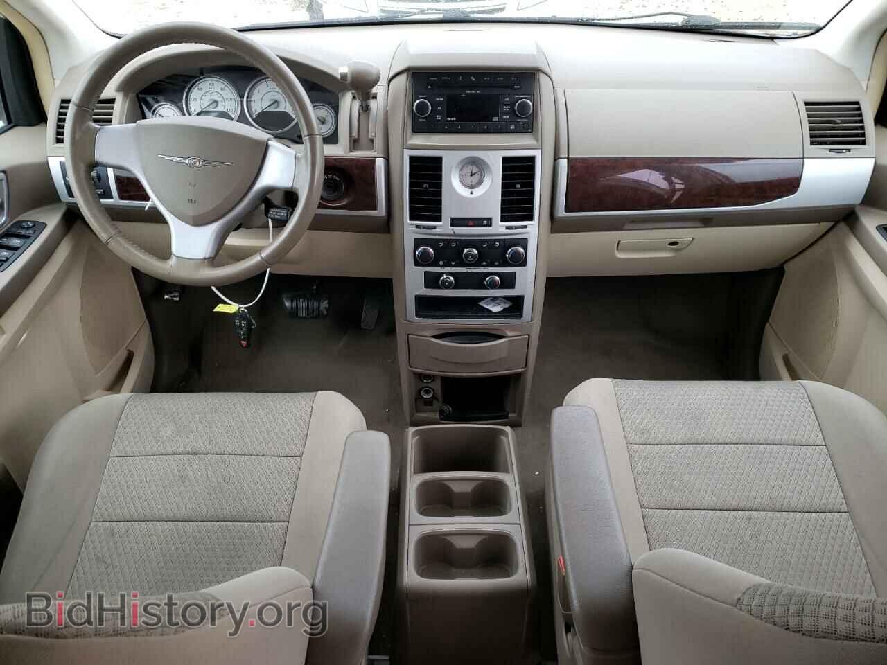 2010 CHRYSLER MINIVAN - VIN: 2A4RR5D10AR240194 - Фото 8