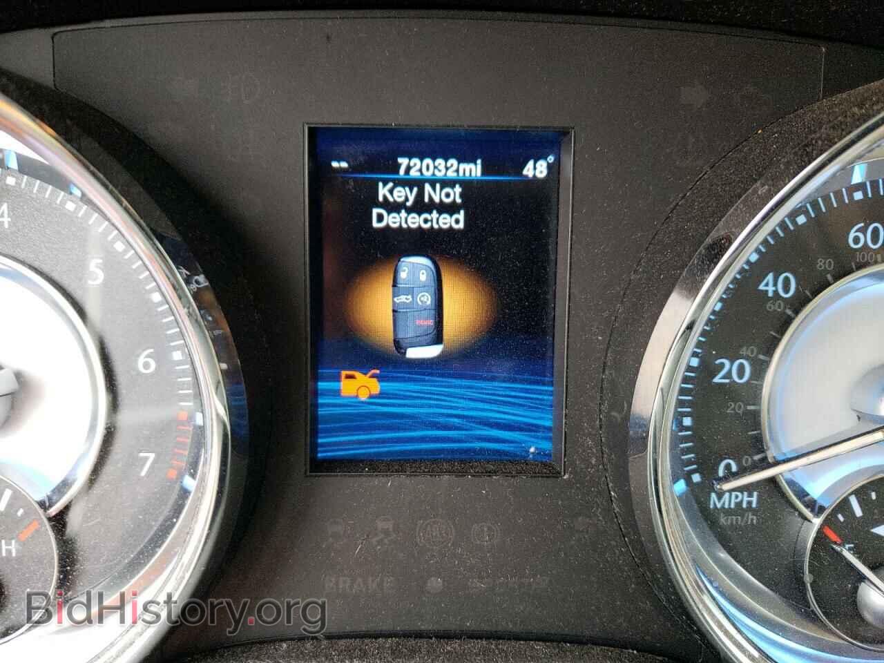 2012 CHRYSLER 300 - VIN: 2C3CCAAG0CH173317 - Фото 8