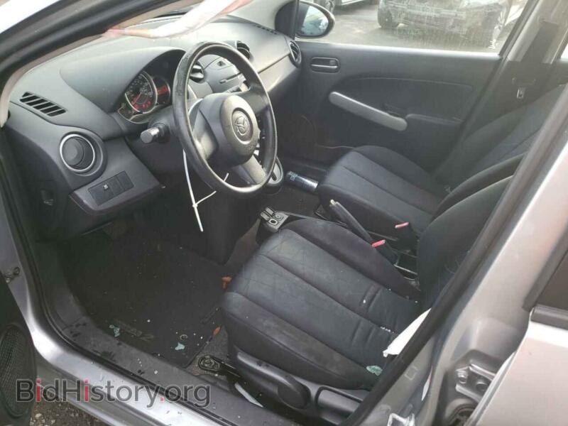 2011 Mazda 2 (VIN JM1DE1HZ0B0127247) — фото 7 из 12