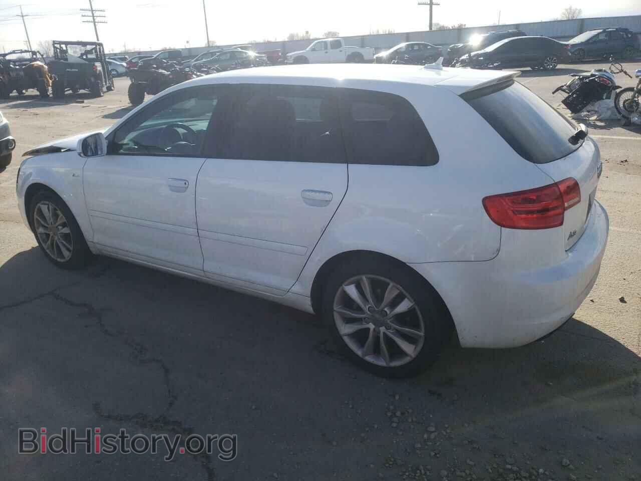 2012 AUDI A3 - VIN: WAUBJAFM8CA135082 - Фото 2