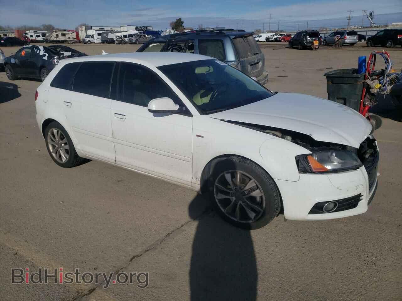 2012 AUDI A3 - VIN: WAUBJAFM8CA135082 - Фото 4