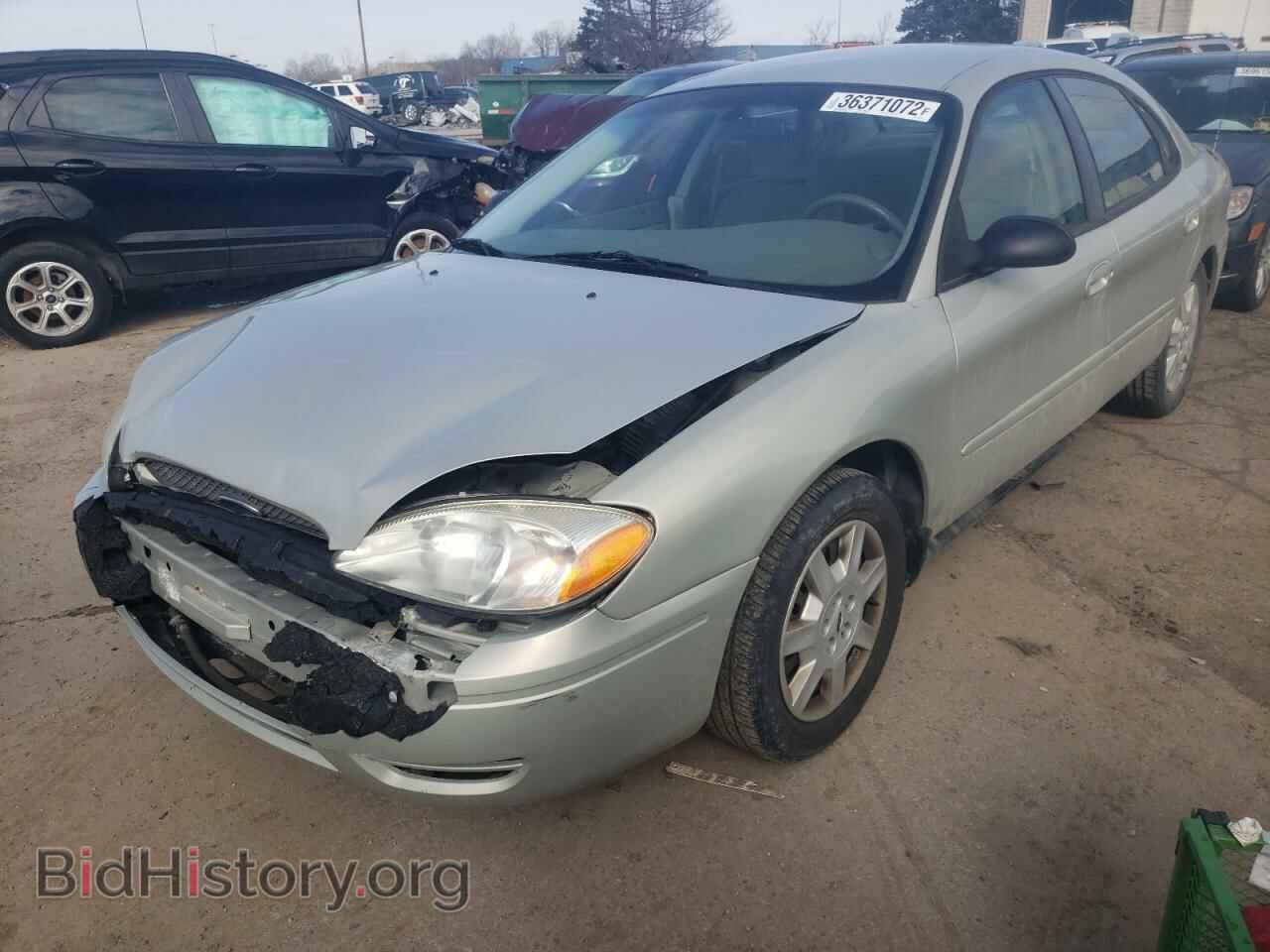 2006 FORD TAURUS - VIN: 1FAFP53286A242589 - Фото 2