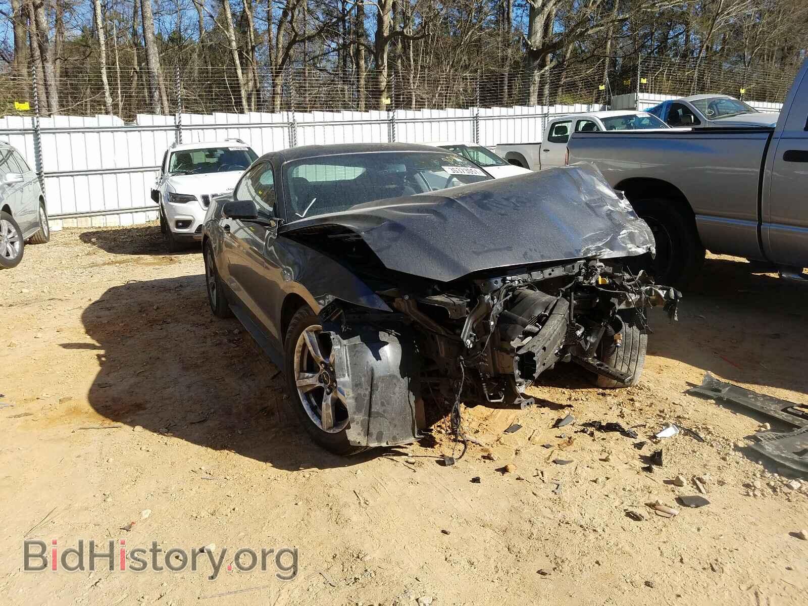 Photo 1FA6P8AM3H5228083 - FORD MUSTANG 2017