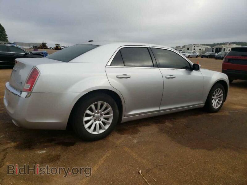 2012 Chrysler 300 (VIN 2C3CCAAG0CH142326) — photo 3 of 12