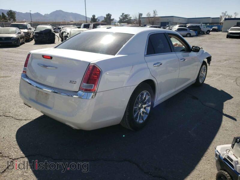 2012 Chrysler 300 (VIN 2C3CCACG7CH195277) — фото 4 из 10