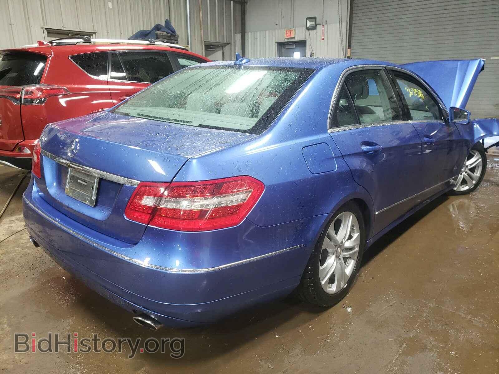 2011 MERCEDES-BENZ E-CLASS - VIN: WDDHF5GB2BA467851 - Фото 4