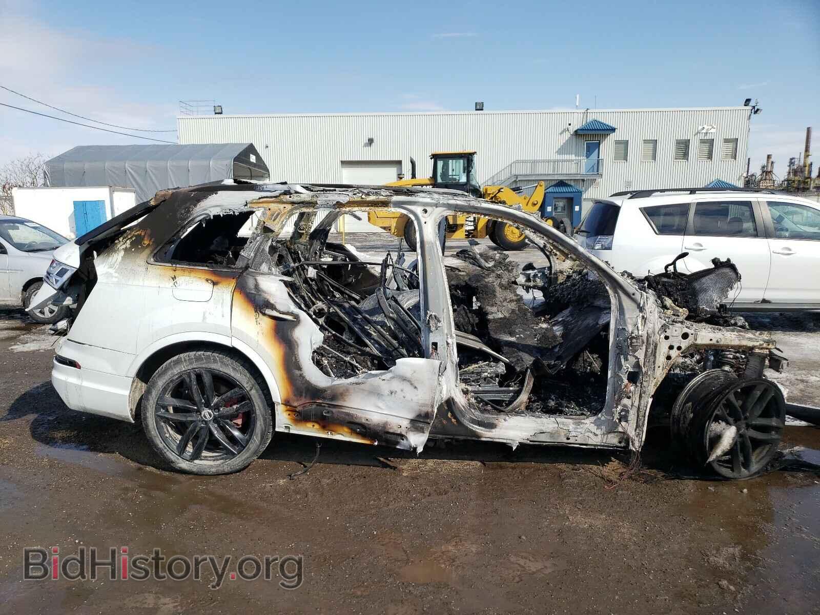 2017 AUDI Q7 - VIN: WA1WAAF79HD007741 - Фото 9