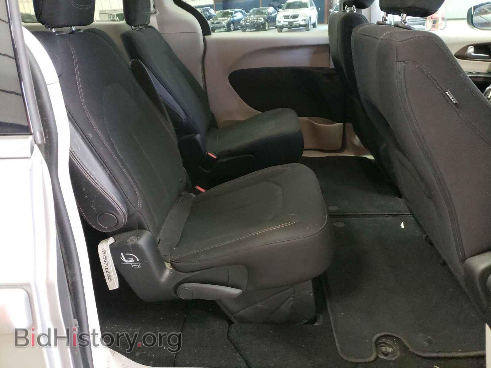 2018 CHRYSLER PACIFICA - VIN: 2C4RC1DG3JR148632 - Фото 6