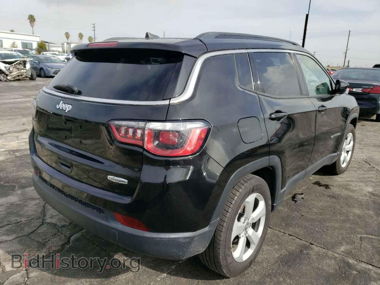 2017 JEEP COMPASS - VIN: 3C4NJCBB2HT658713 - Фото 3