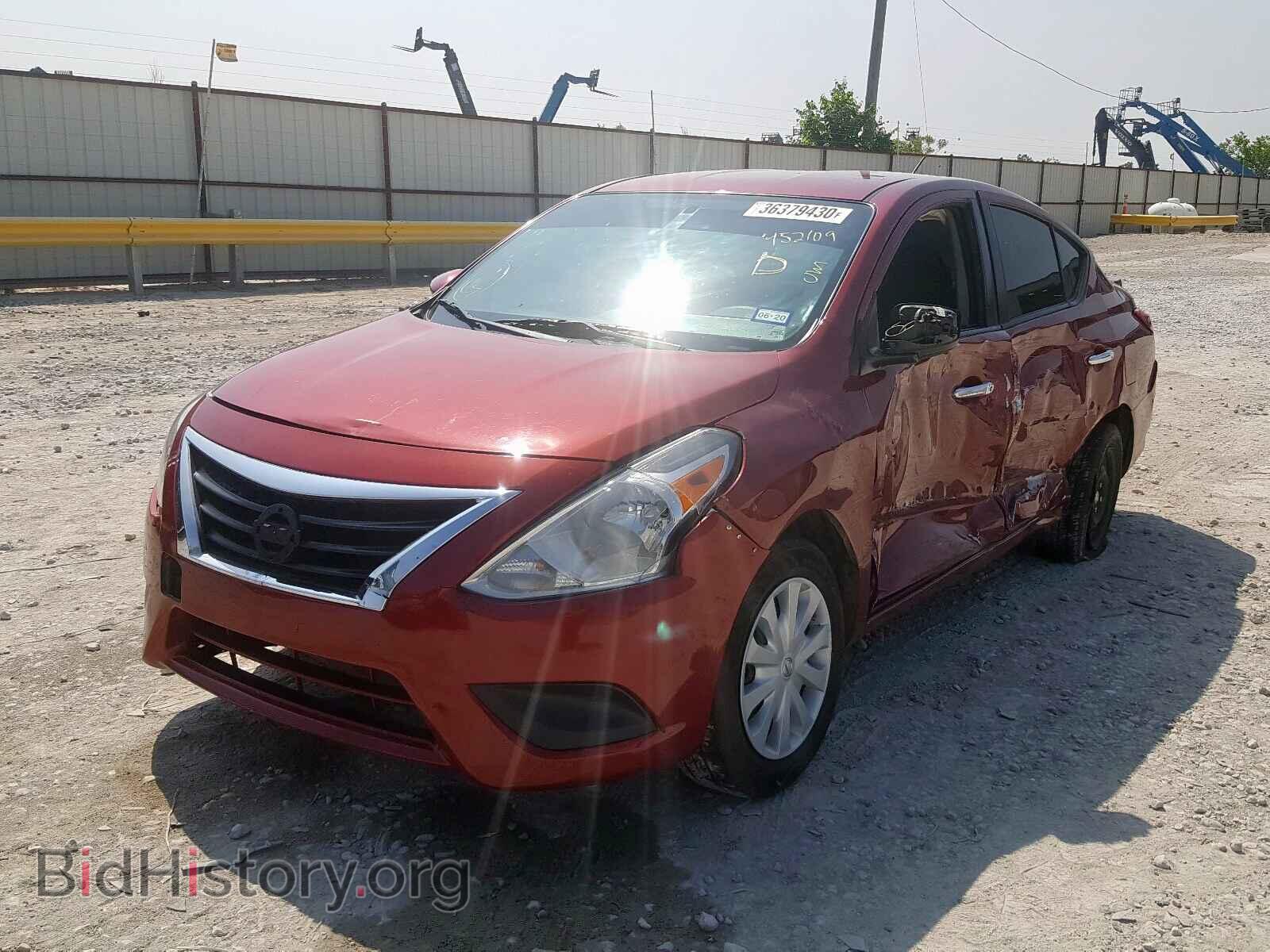 2017 NISSAN VERSA - VIN: 3N1CN7AP8HK452109 - Фото 2