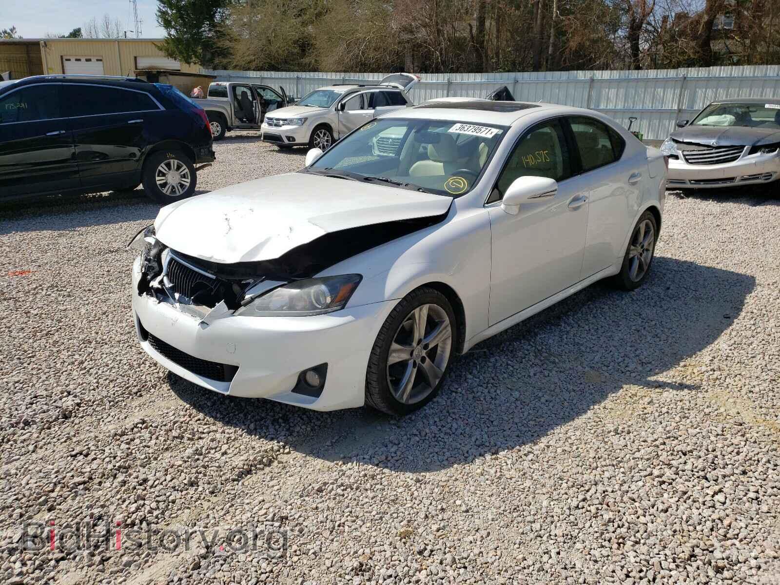 2011 LEXUS IS - VIN: JTHBF5C25B5145413 - Фото 2