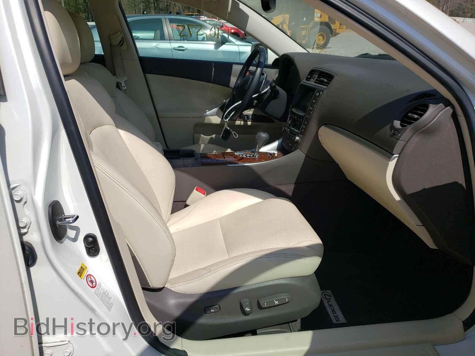 2011 LEXUS IS - VIN: JTHBF5C25B5145413 - Фото 5