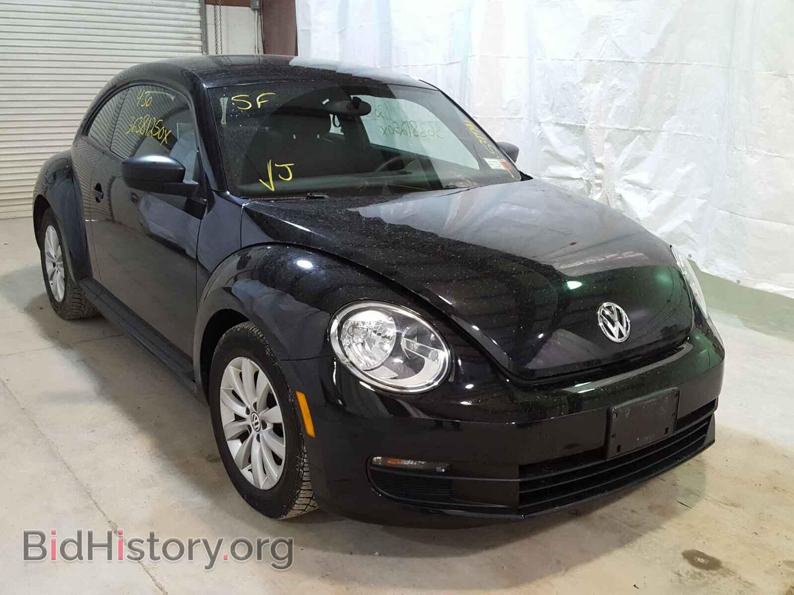 Photo 3VWFP7AT9EM620614 - VOLKSWAGEN BEETLE 2014