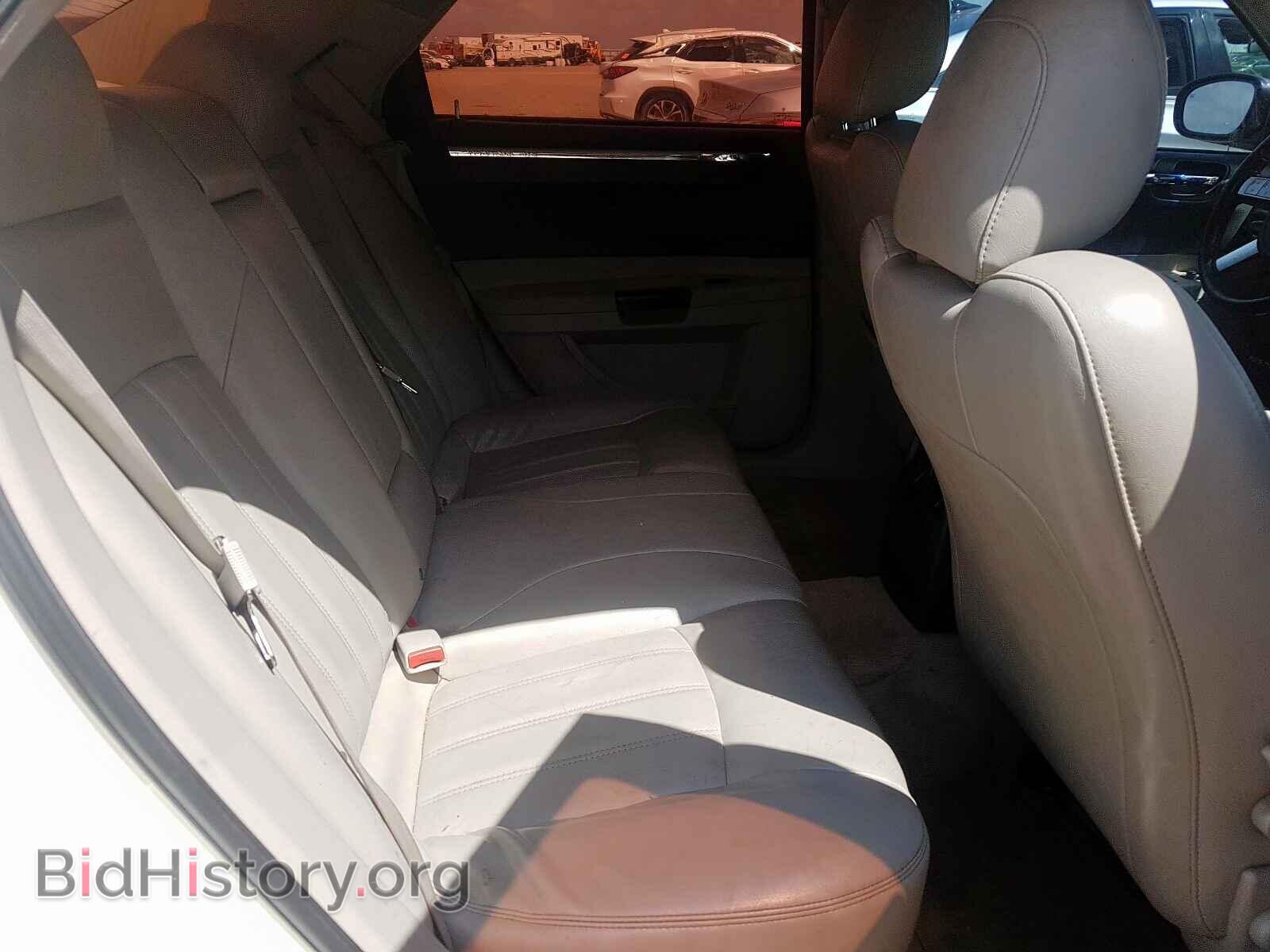 2005 CHRYSLER 300 - VIN: 2C3JA63H95H131828 - Фото 6