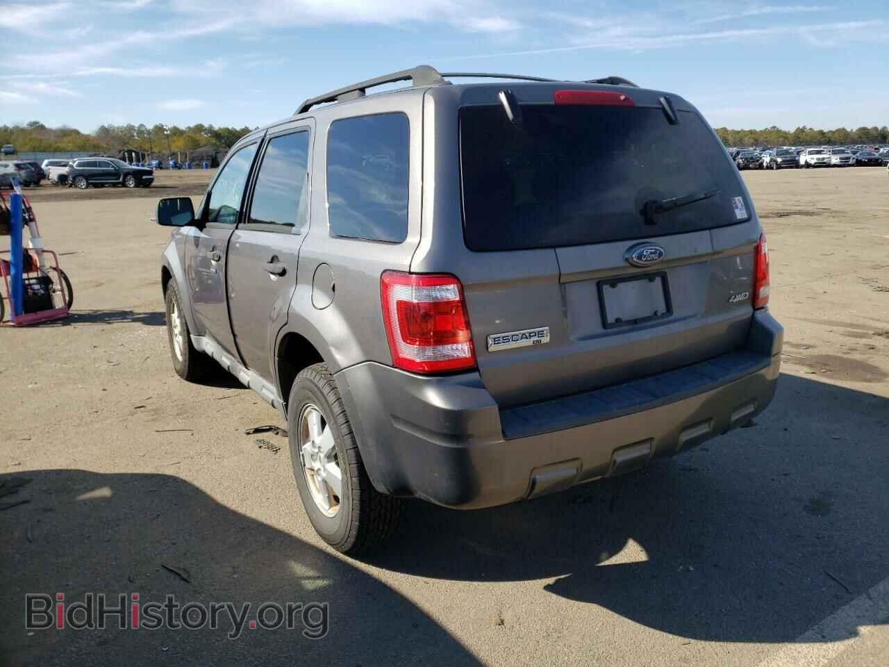 2009 FORD ESCAPE - VIN: 1FMCU93789KD00588 - Фото 3
