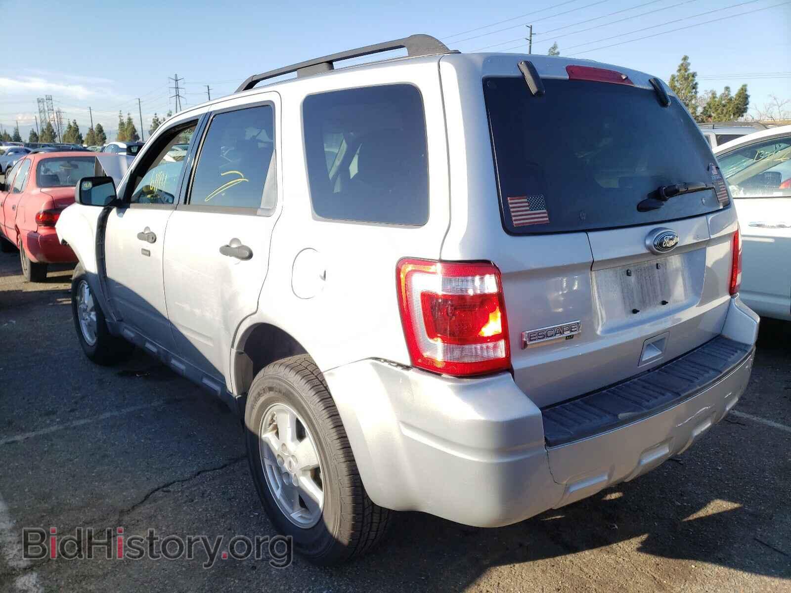 2011 FORD ESCAPE - VIN: 1FMCU0D75BKB65389 - Фото 3