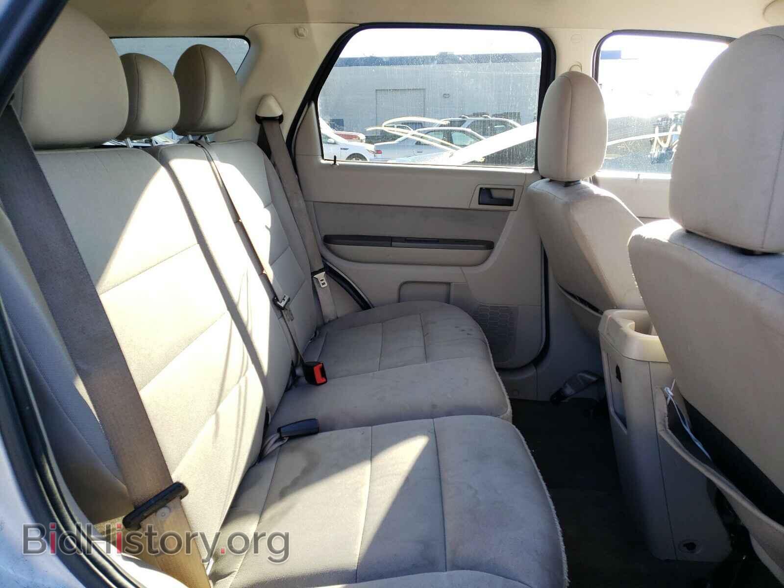 2011 FORD ESCAPE - VIN: 1FMCU0D75BKB65389 - Фото 6