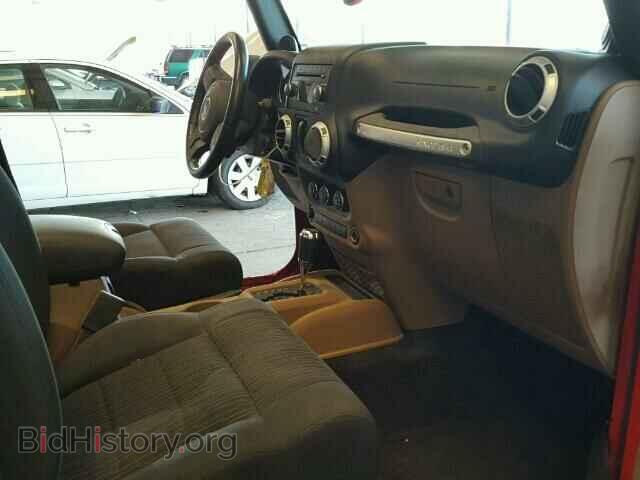 2011 JEEP WRANGLER - VIN: 1J4AA5D12BL572104 - Фото 5
