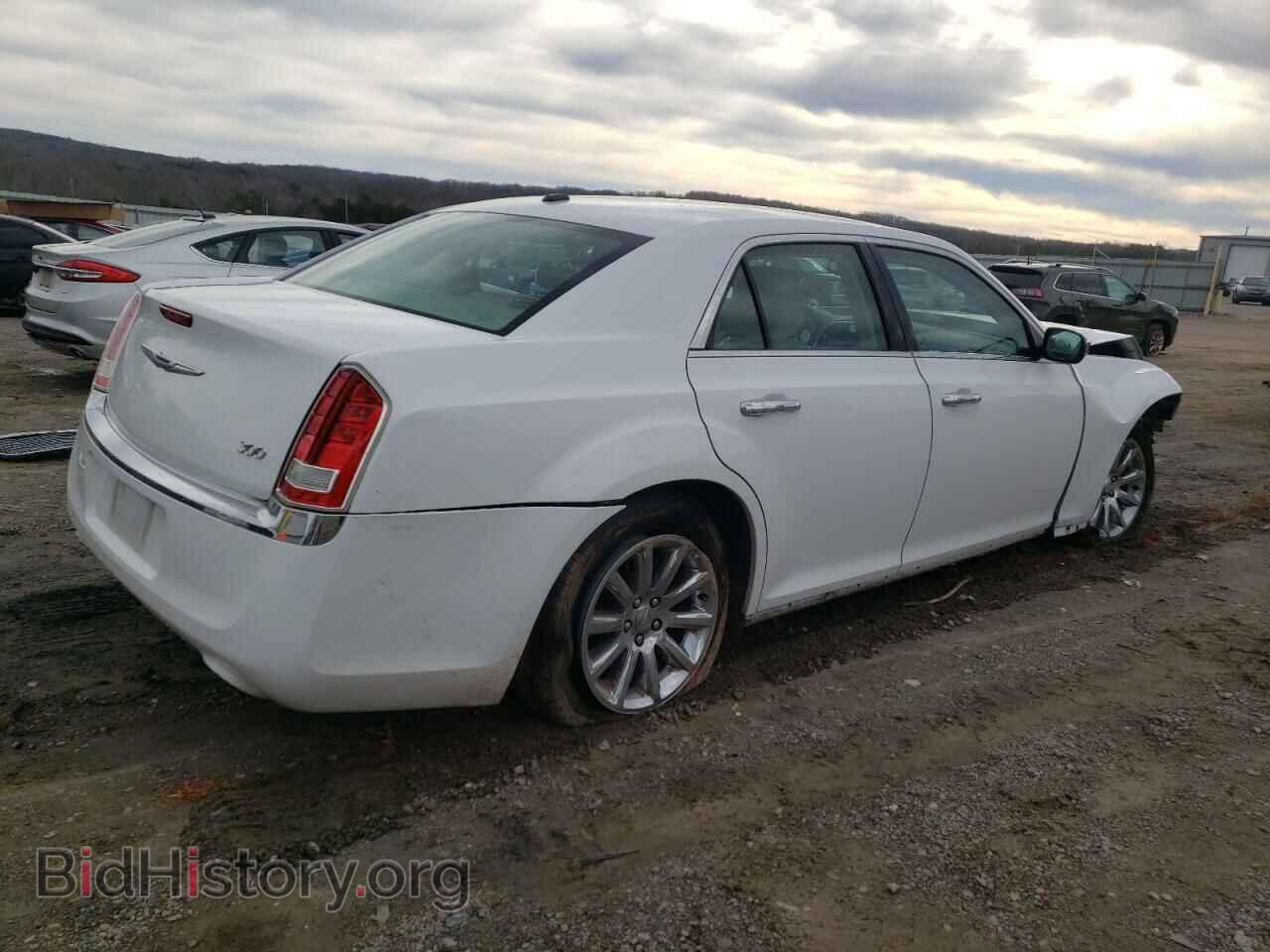 2011 CHRYSLER 300 - VIN: 2C3CA5CG3BH546312 - Фото 3
