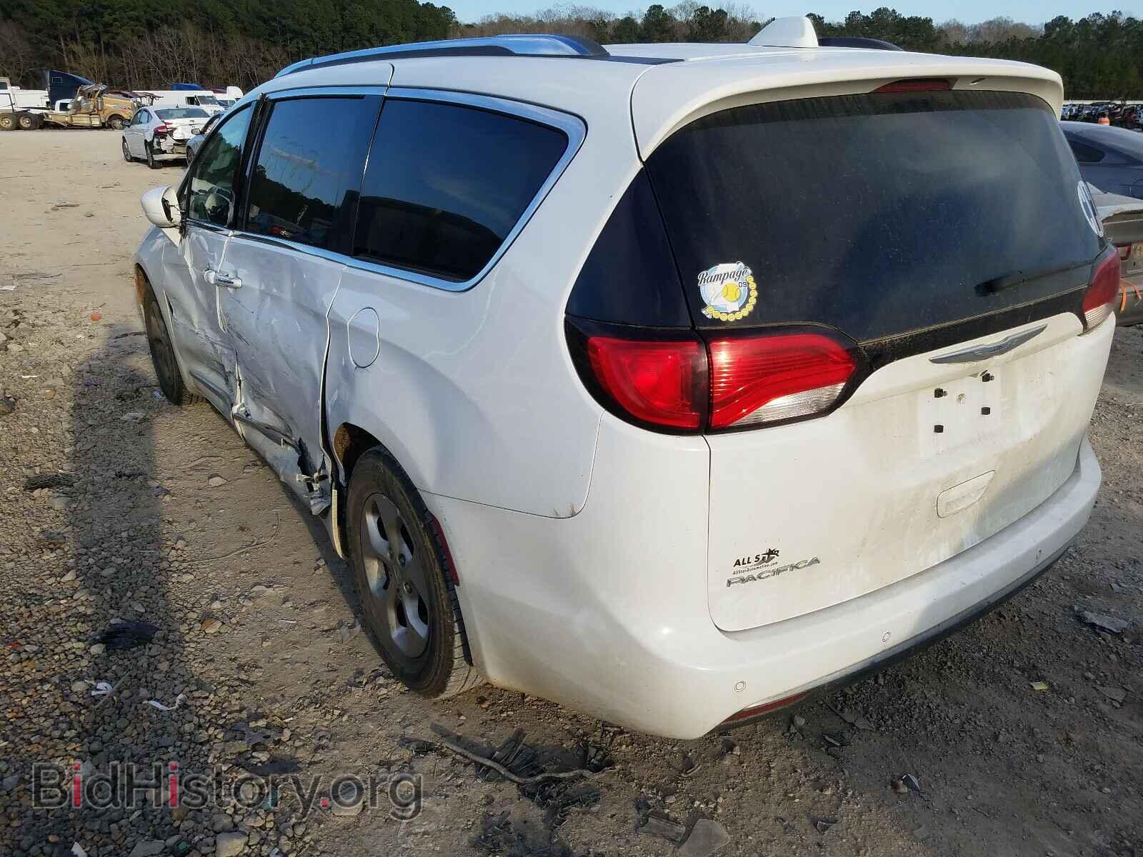 2017 CHRYSLER PACIFICA - VIN: 2C4RC1EG6HR628348 - Фото 3