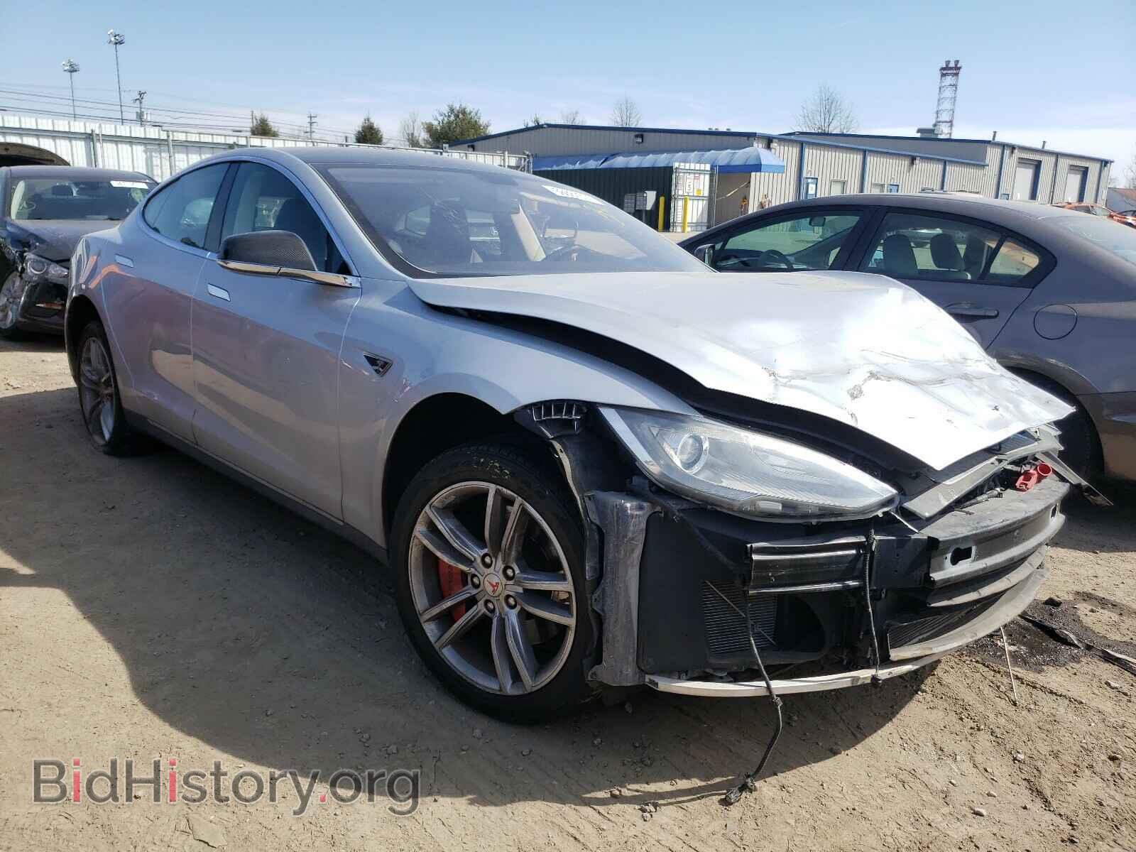 Фотография 5YJSA1CN1CFP03230 - TESLA MODEL S 2012
