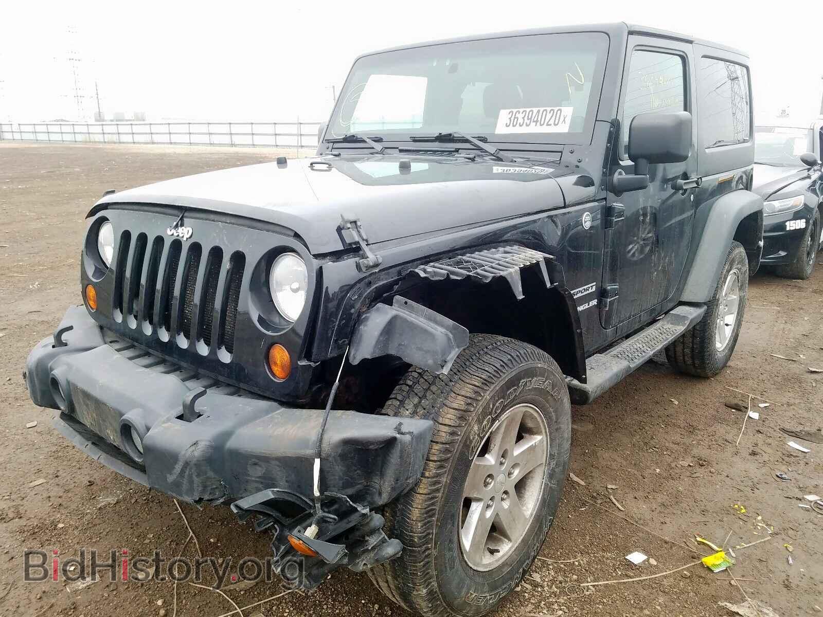 2011 JEEP WRANGLER - VIN: 1J4AA2D18BL596289 - Фото 2