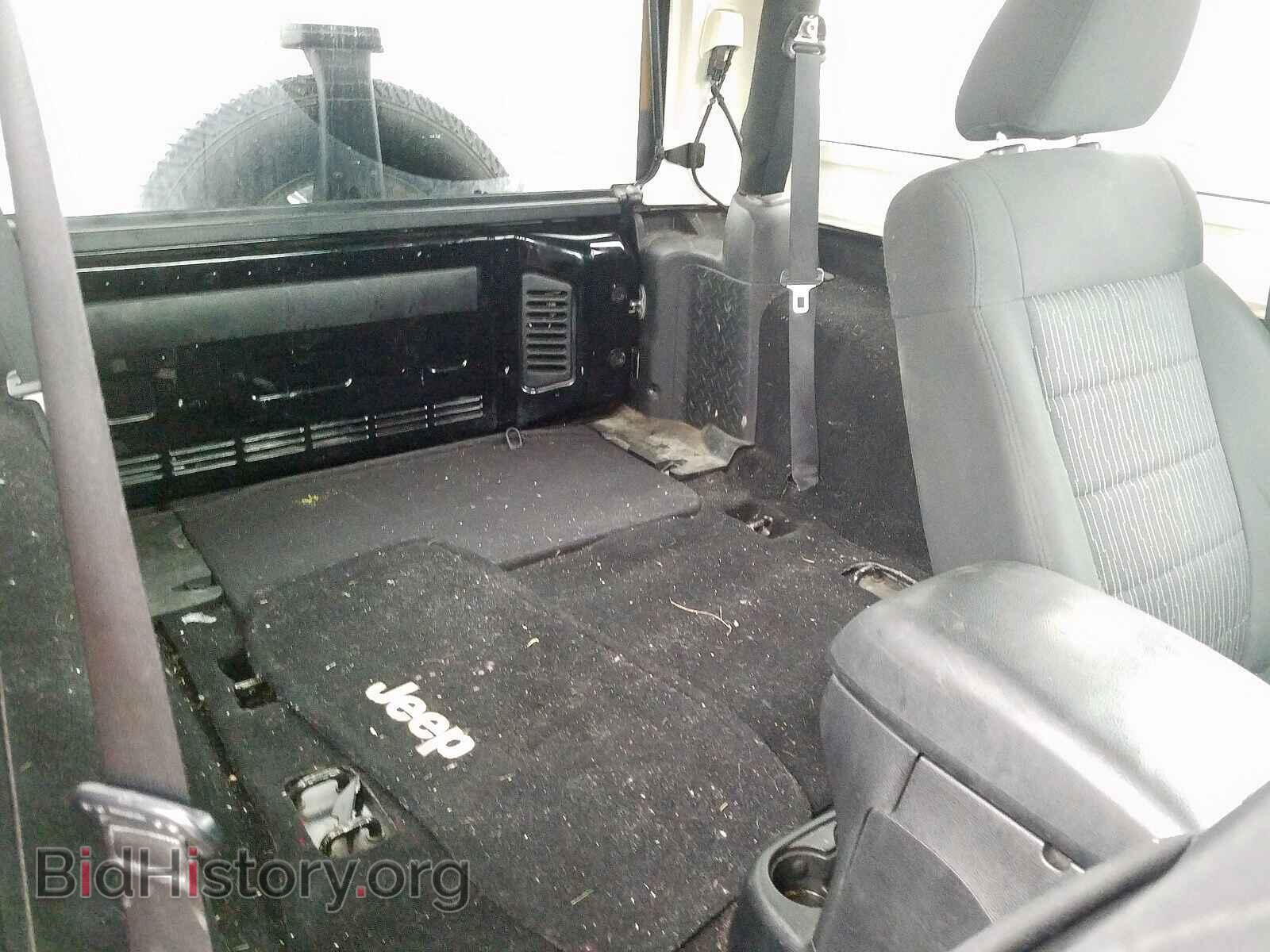 2011 JEEP WRANGLER - VIN: 1J4AA2D18BL596289 - Фото 6
