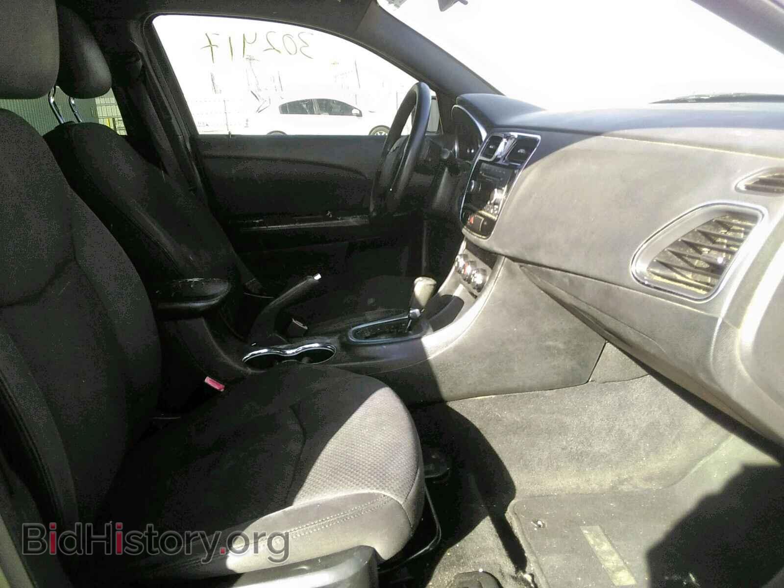 2013 CHRYSLER 200 - VIN: 1C3CCBAB5DN705700 - Фото 5