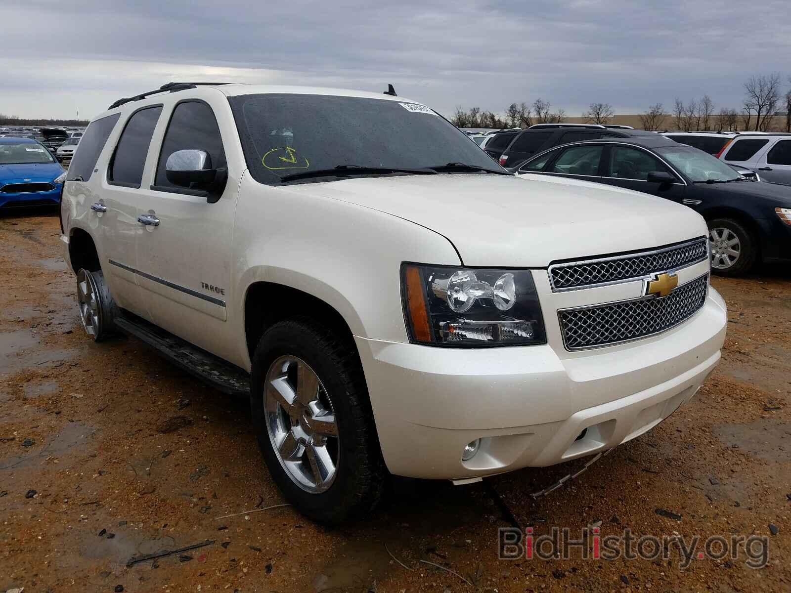 Photo 1GNSKCE0XDR182506 - CHEVROLET TAHOE 2013