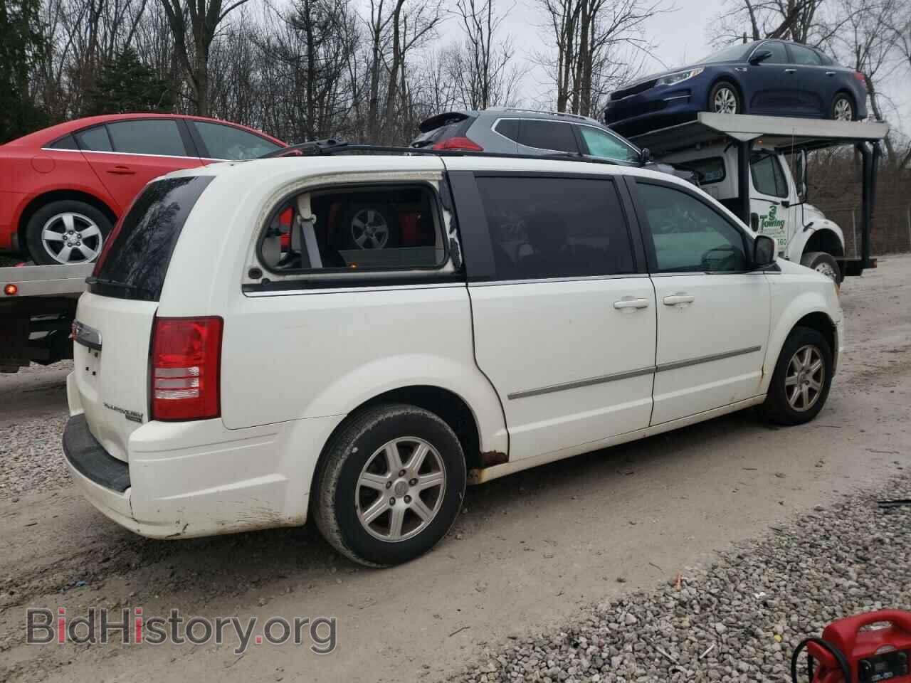 2010 CHRYSLER MINIVAN - VIN: 2A4RR5D17AR440988 - Фото 3
