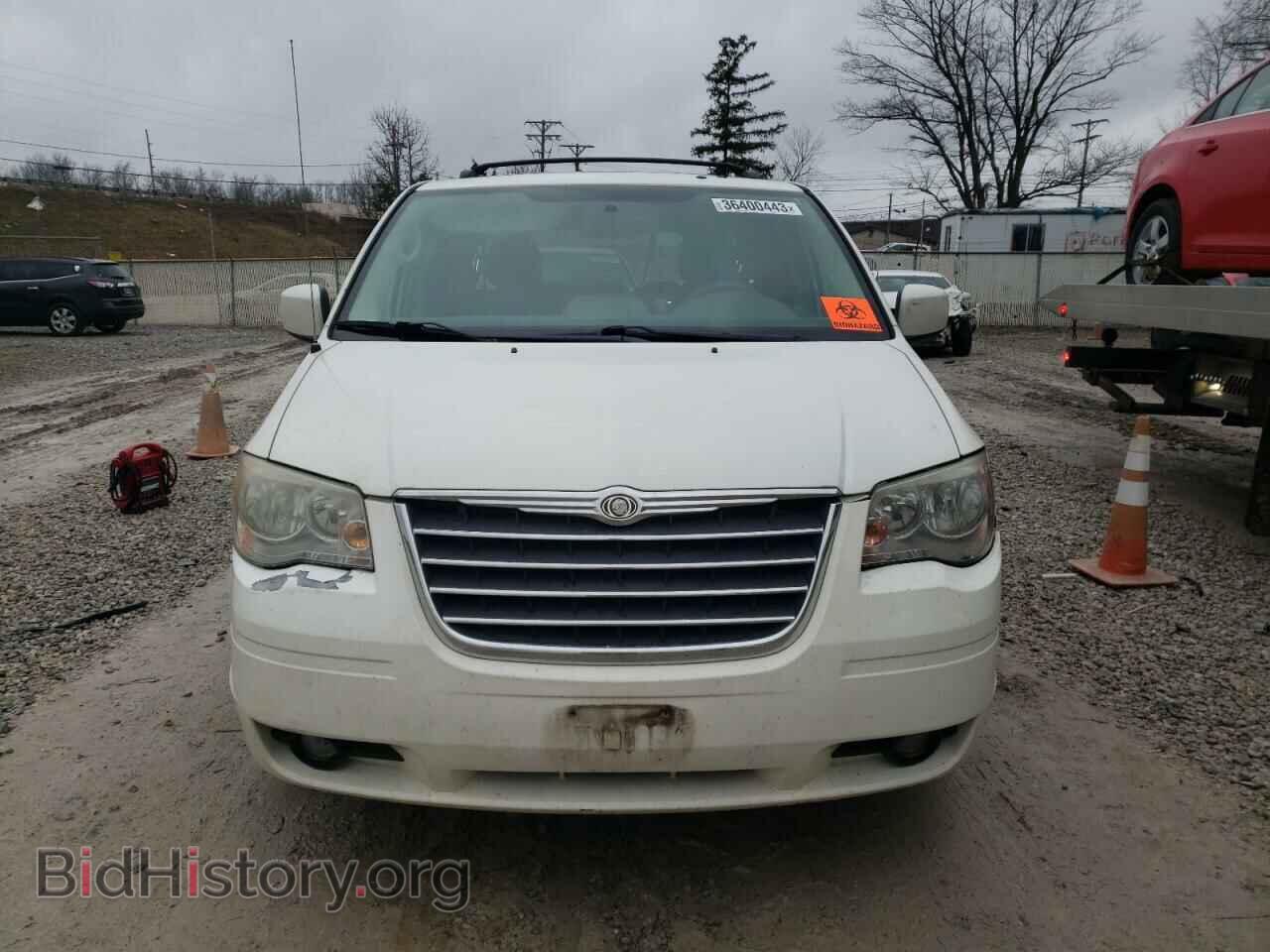 2010 CHRYSLER MINIVAN - VIN: 2A4RR5D17AR440988 - Фото 5