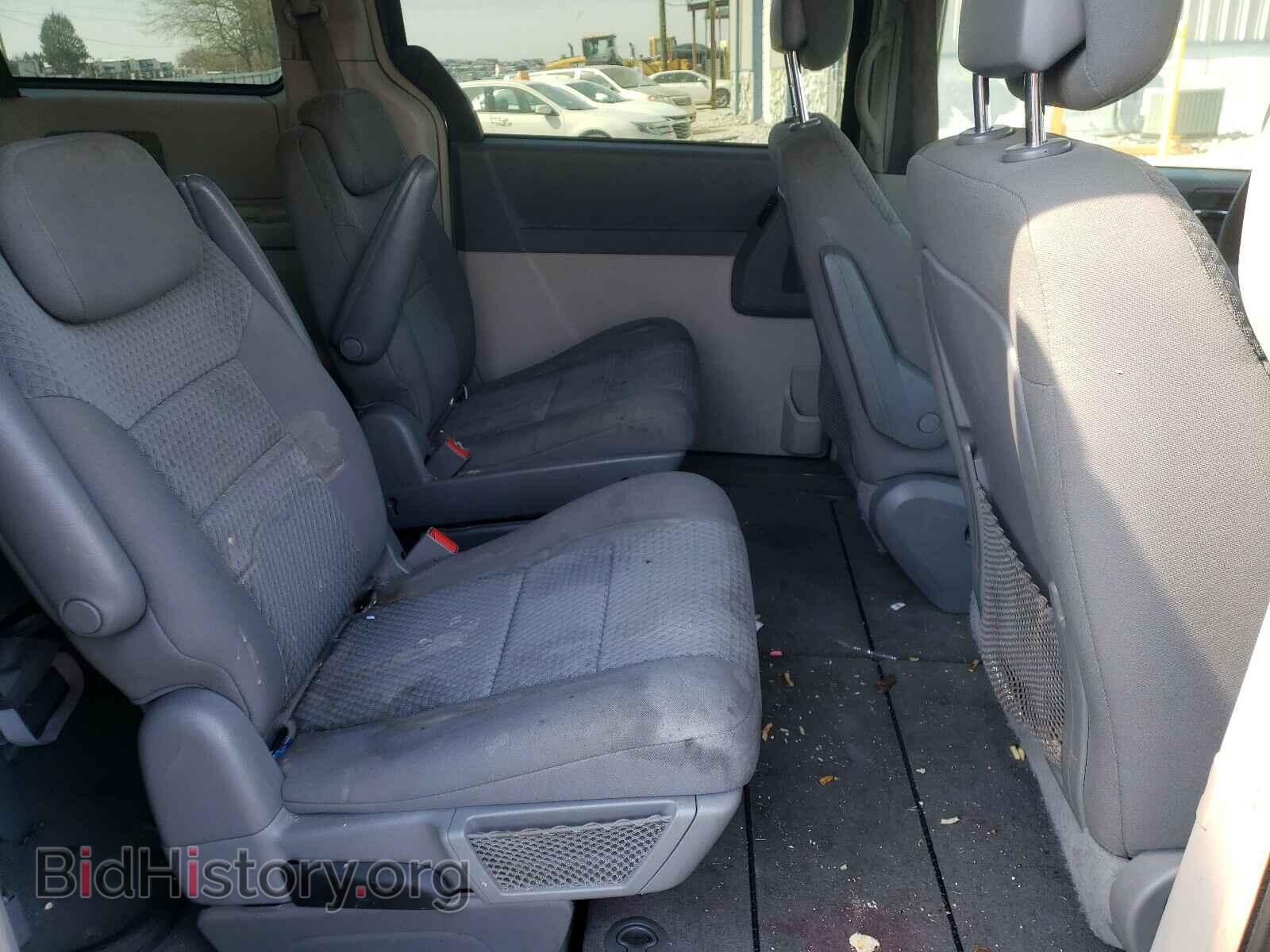 2010 CHRYSLER MINIVAN - VIN: 2A4RR2D1XAR454415 - Фото 6