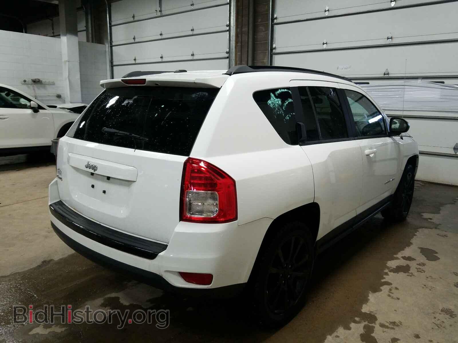 2012 JEEP COMPASS - VIN: 1C4NJDEB0CD698062 - Photo 4