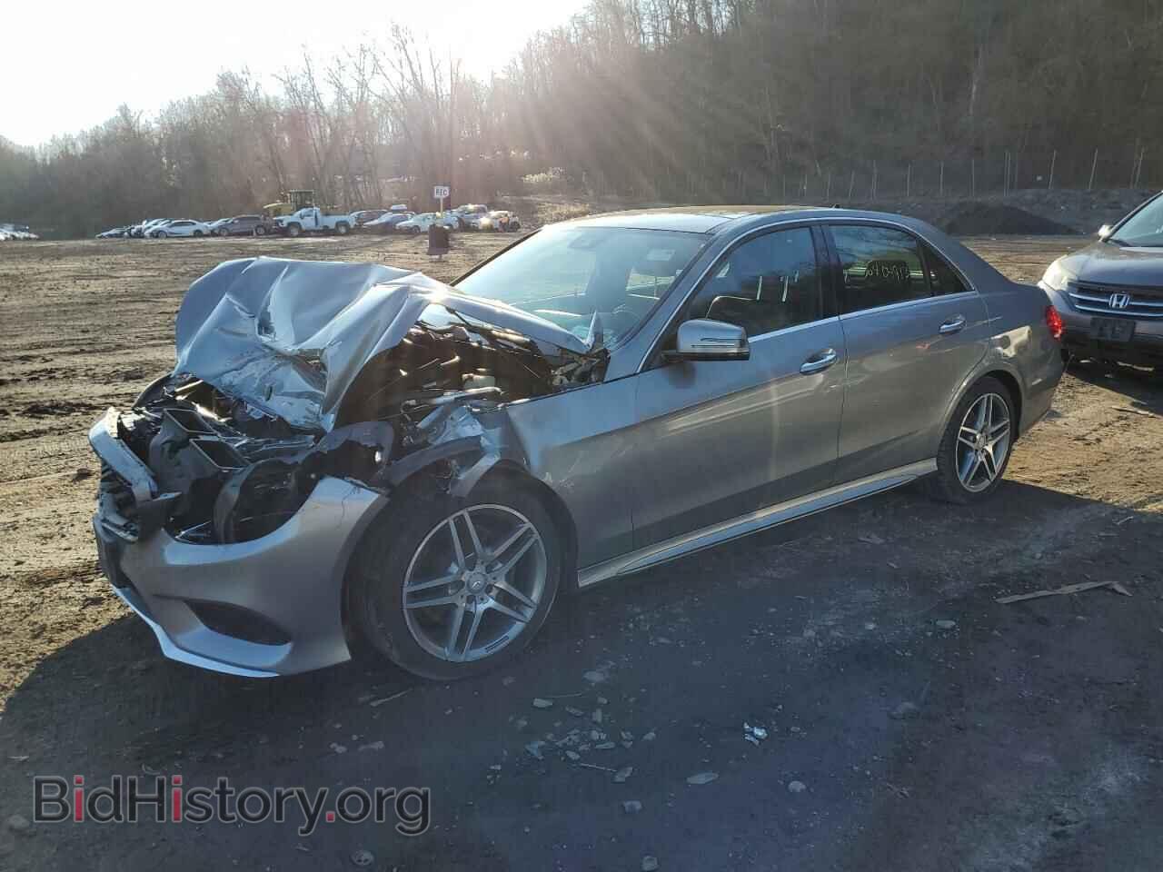 Photo WDDHF8JB1EB066011 - MERCEDES-BENZ E-CLASS 2014