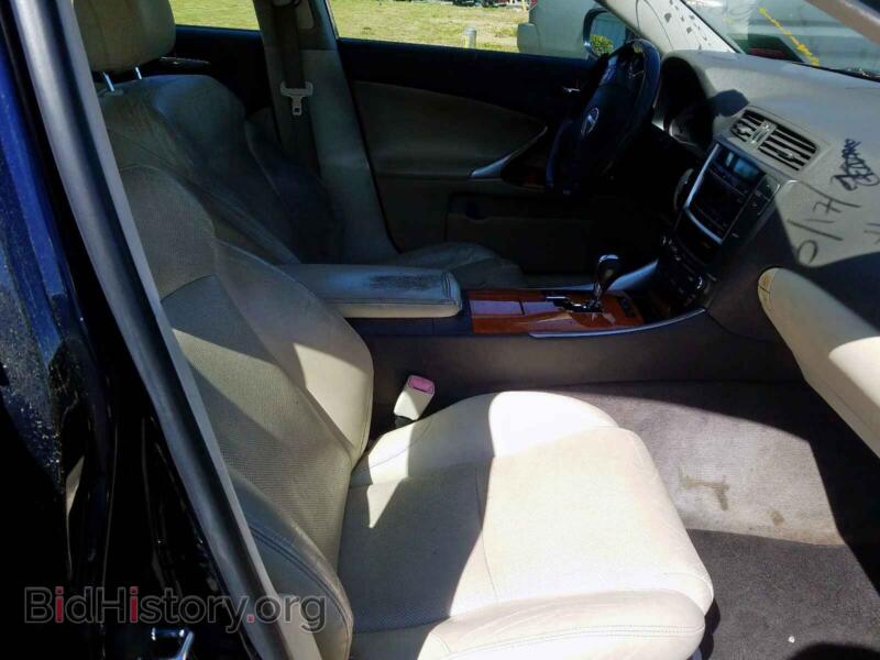 2009 Lexus IS (VIN JTHCK262992031291) — фото 5 из 10