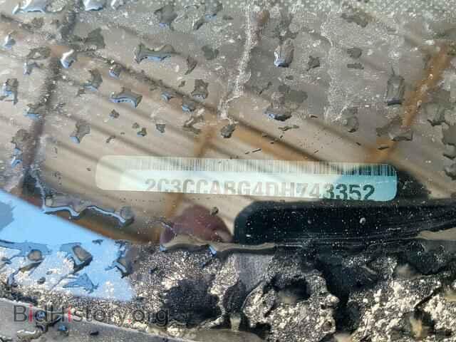 2013 CHRYSLER 300 - VIN: 2C3CCABG4DH743352 - Фото 10