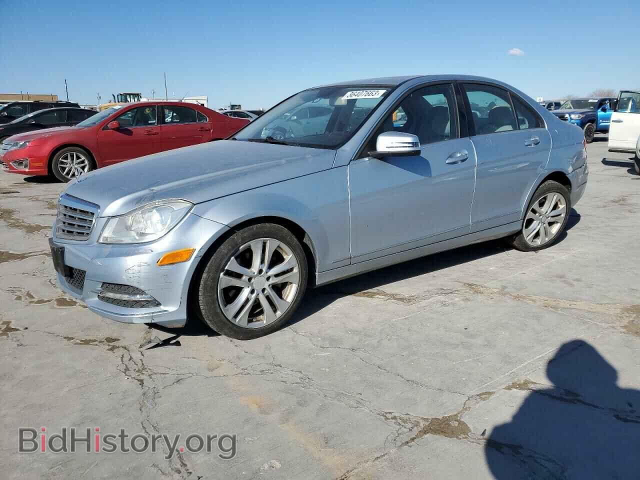 Photo WDDGF4HB6DR263952 - MERCEDES-BENZ C-CLASS 2013