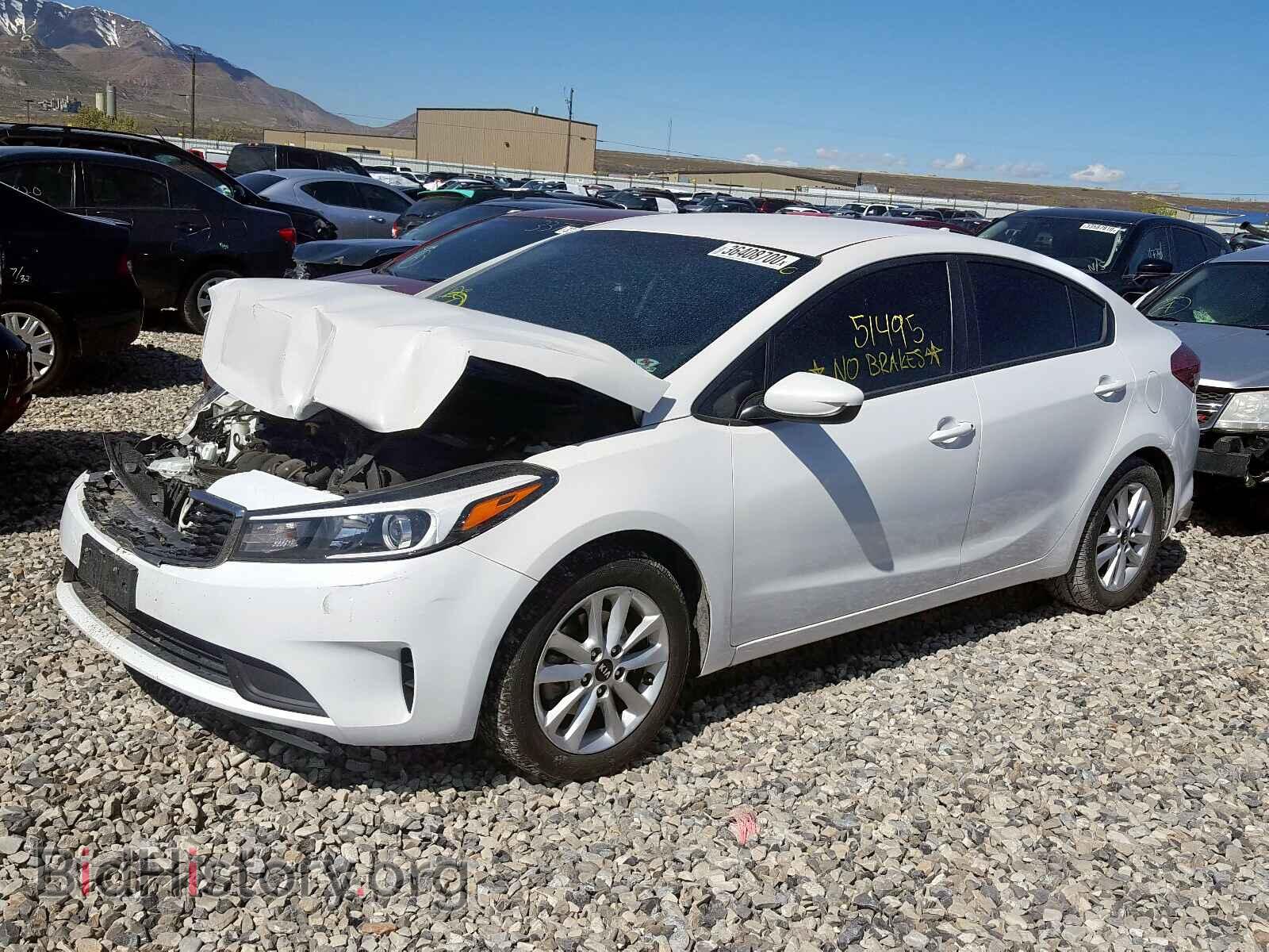 2017 KIA FORTE - VIN: 3KPFL4A76HE153473 - Фото 2