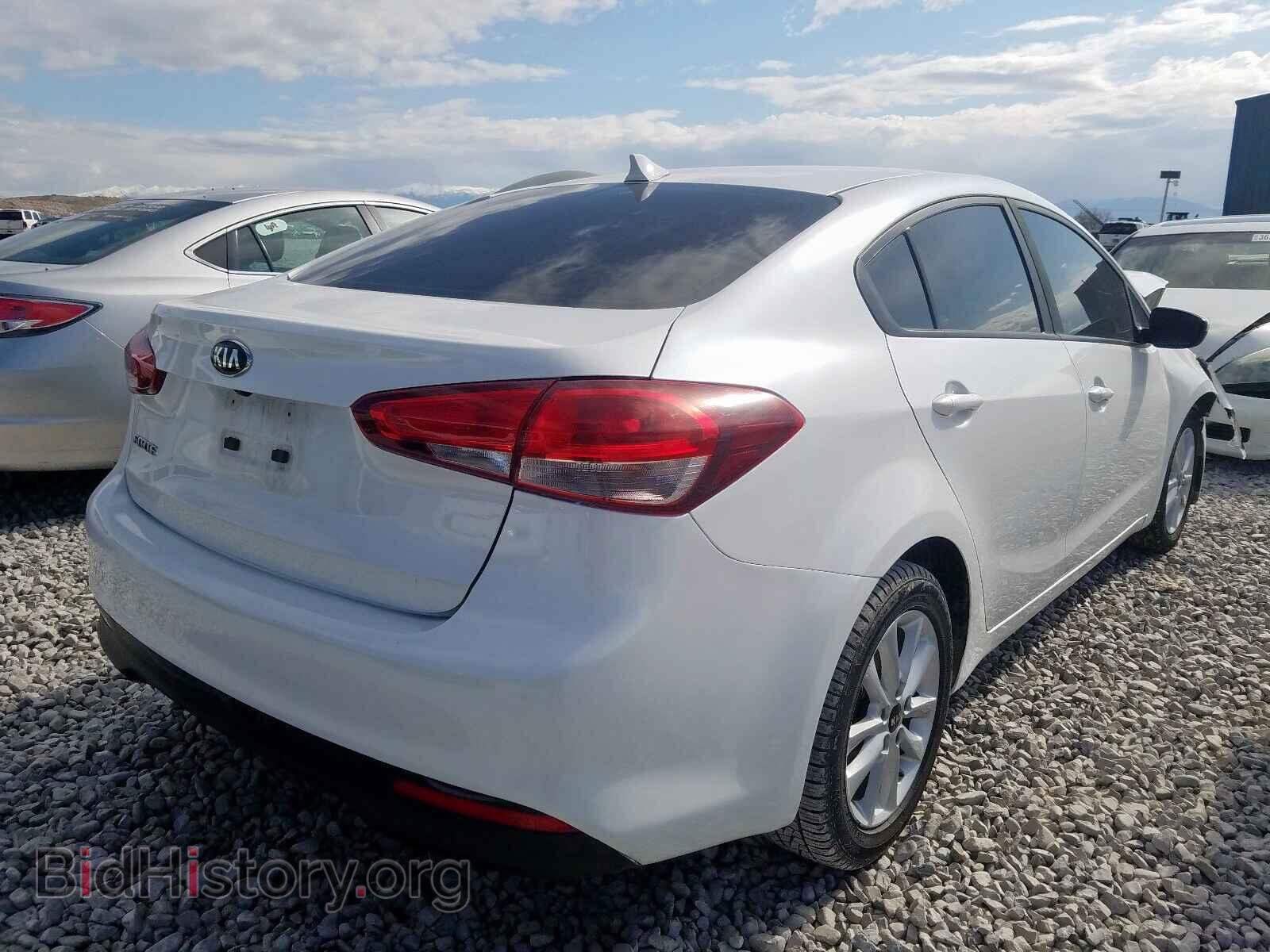 2017 KIA FORTE - VIN: 3KPFL4A76HE153473 - Фото 4