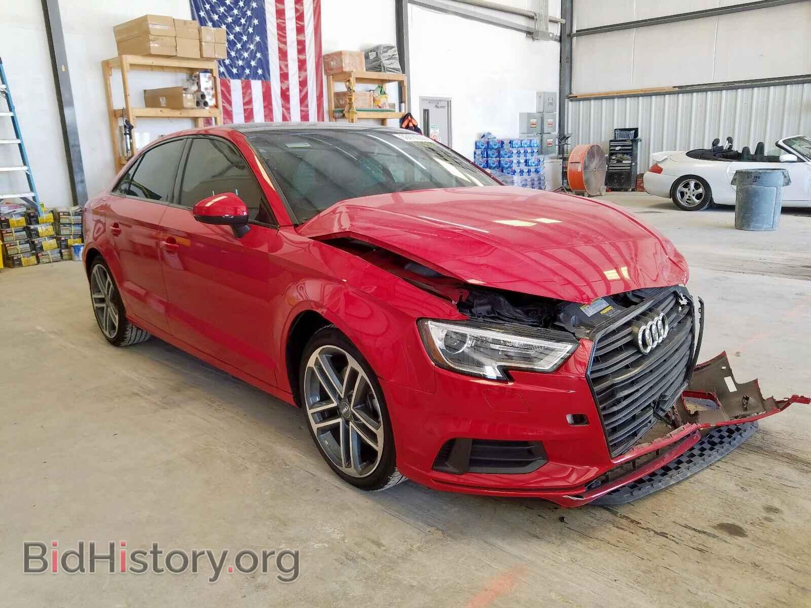 Фотография WAUAUGFF1KA090864 - AUDI A3 2019