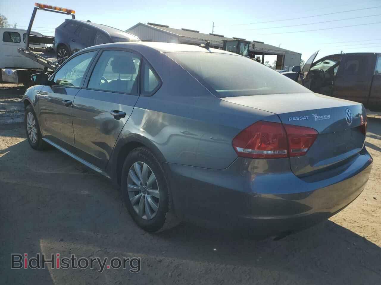 2015 VOLKSWAGEN PASSAT - VIN: 1VWAT7A38FC074137 - Фото 2